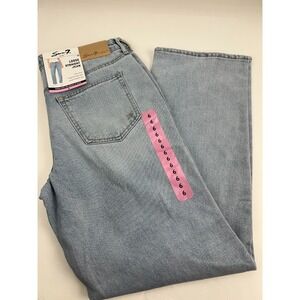 Seven7 Women's Loose Straight Jean Size 6 Reg Light Wash